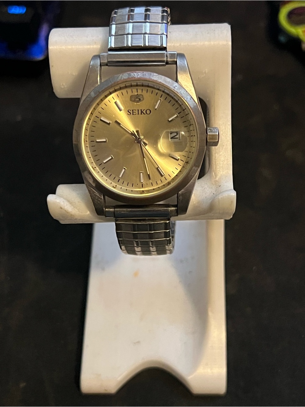 Vintage Seiko 5 Automatic Gold Dial Men's Watch - Date Window Stainless Steel